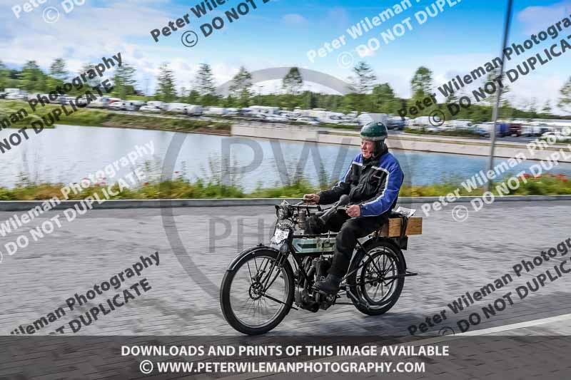 Vintage motorcycle club;eventdigitalimages;no limits trackdays;peter wileman photography;vintage motocycles;vmcc banbury run photographs